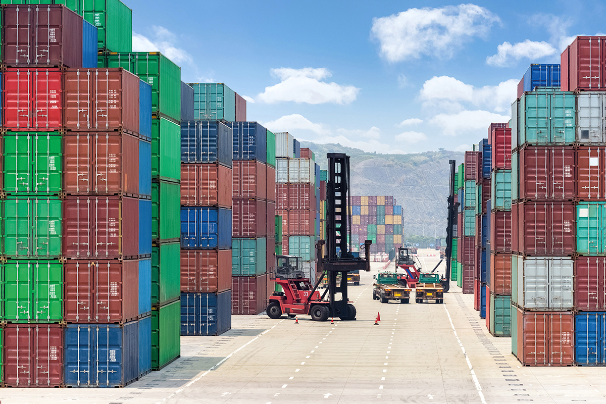 Macquarie secures 20 years of shipping business after $1.8bn deal