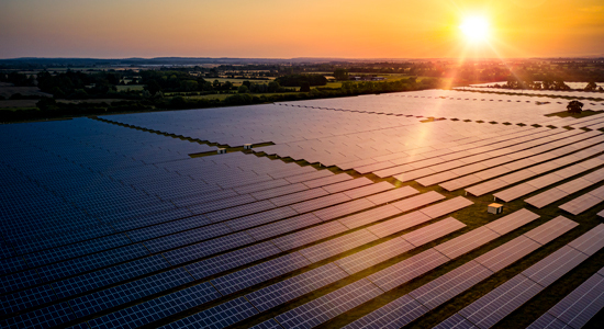 550x300_UK-solar-farm (1) UK solar farm