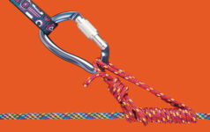 Mountain Climbing technique using carabiner and rope