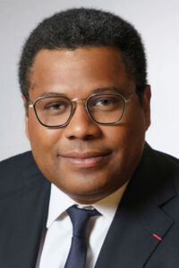 Thierry Deau headshot