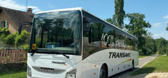 Image of a coach bus.